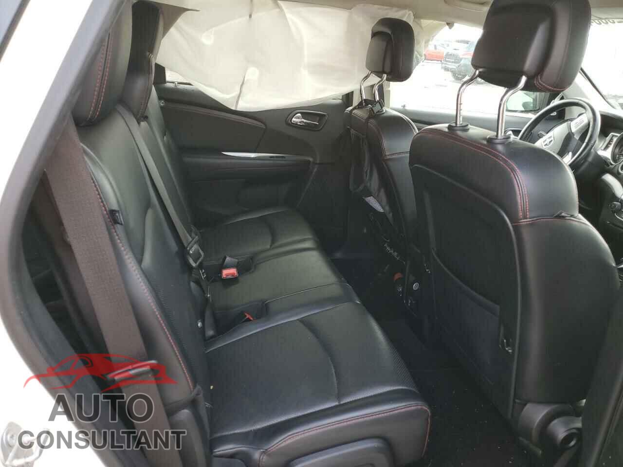 DODGE JOURNEY 2018 - 3C4PDCEG3JT473096