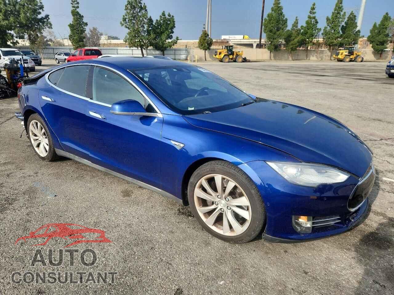 TESLA MODEL S 2015 - 5YJSA1E27FF116487
