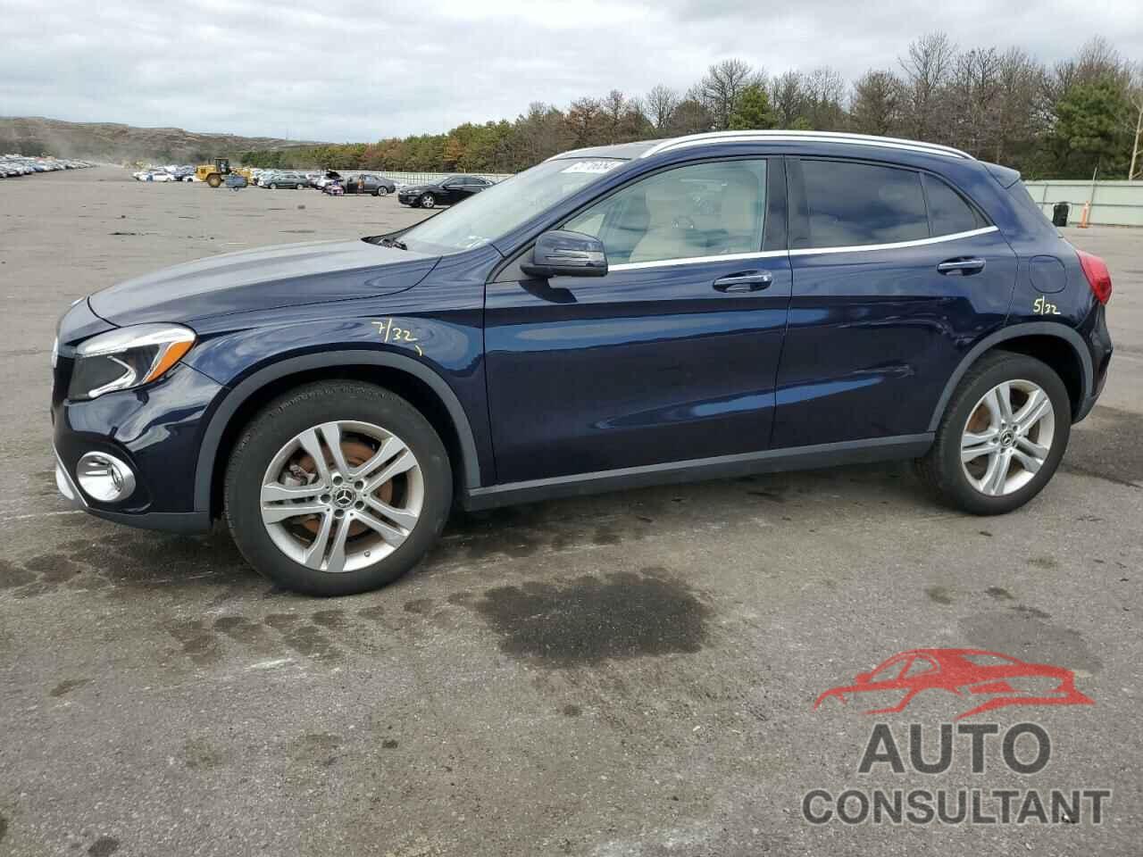 MERCEDES-BENZ GLA-CLASS 2019 - WDCTG4GB4KJ554222