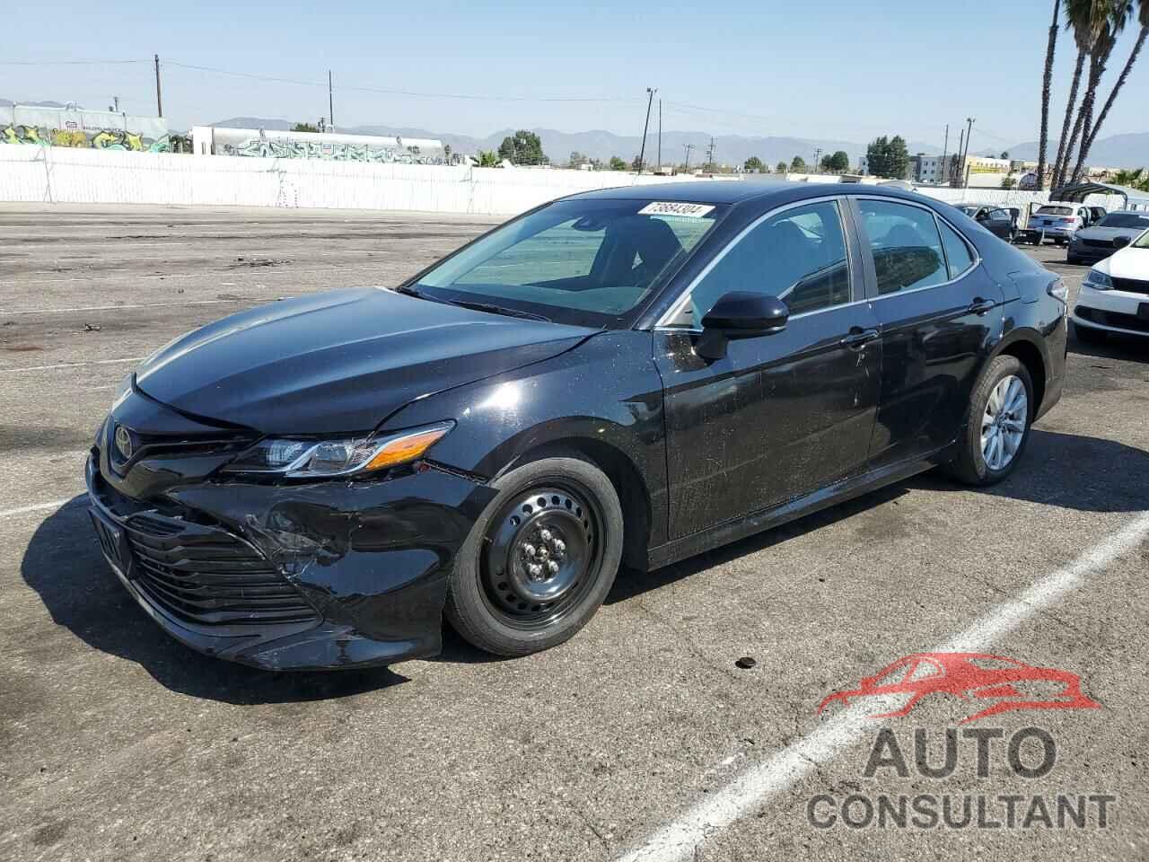 TOYOTA CAMRY 2018 - 4T1B11HK0JU597920