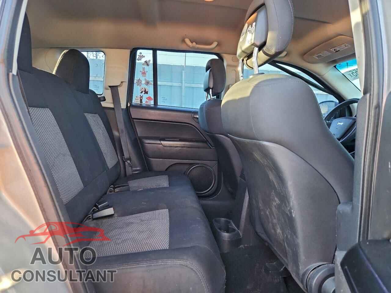 JEEP COMPASS 2010 - 1J4NF4FB1AD649475