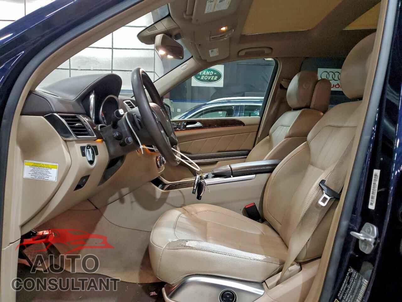 MERCEDES-BENZ GL-CLASS 2013 - 4JGDF7CE3DA152723