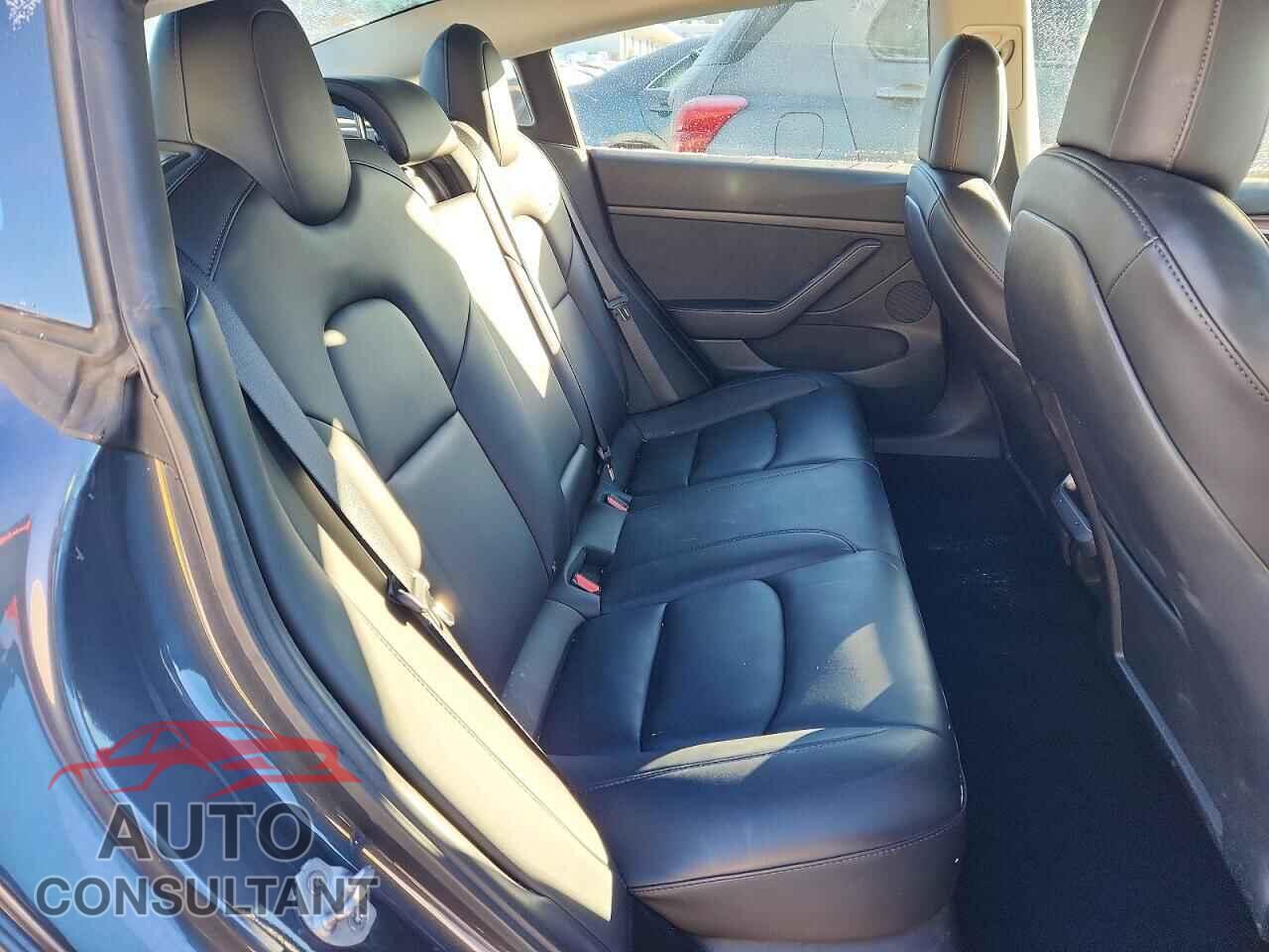 TESLA MODEL 3 2022 - 5YJ3E1EB6NF153165