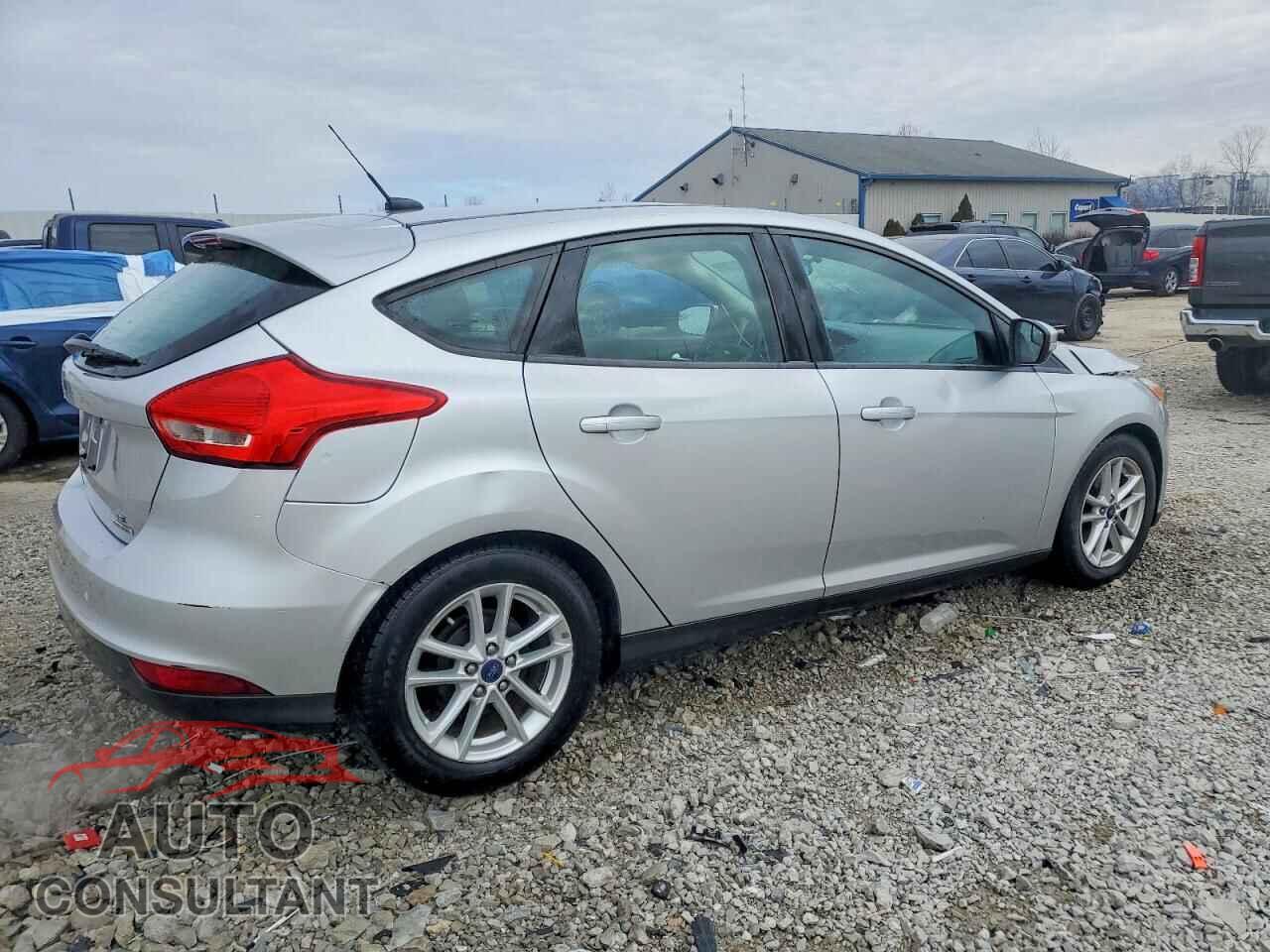 FORD FOCUS 2016 - 1FADP3K2XGL368682