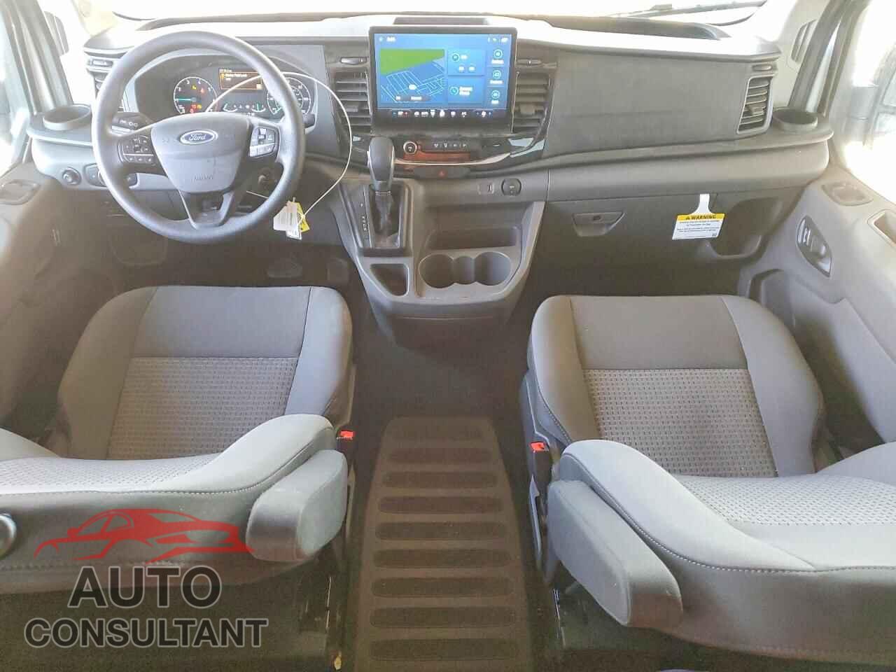 FORD TRANSIT 2025 - 1FBAX2YG7SKA08041