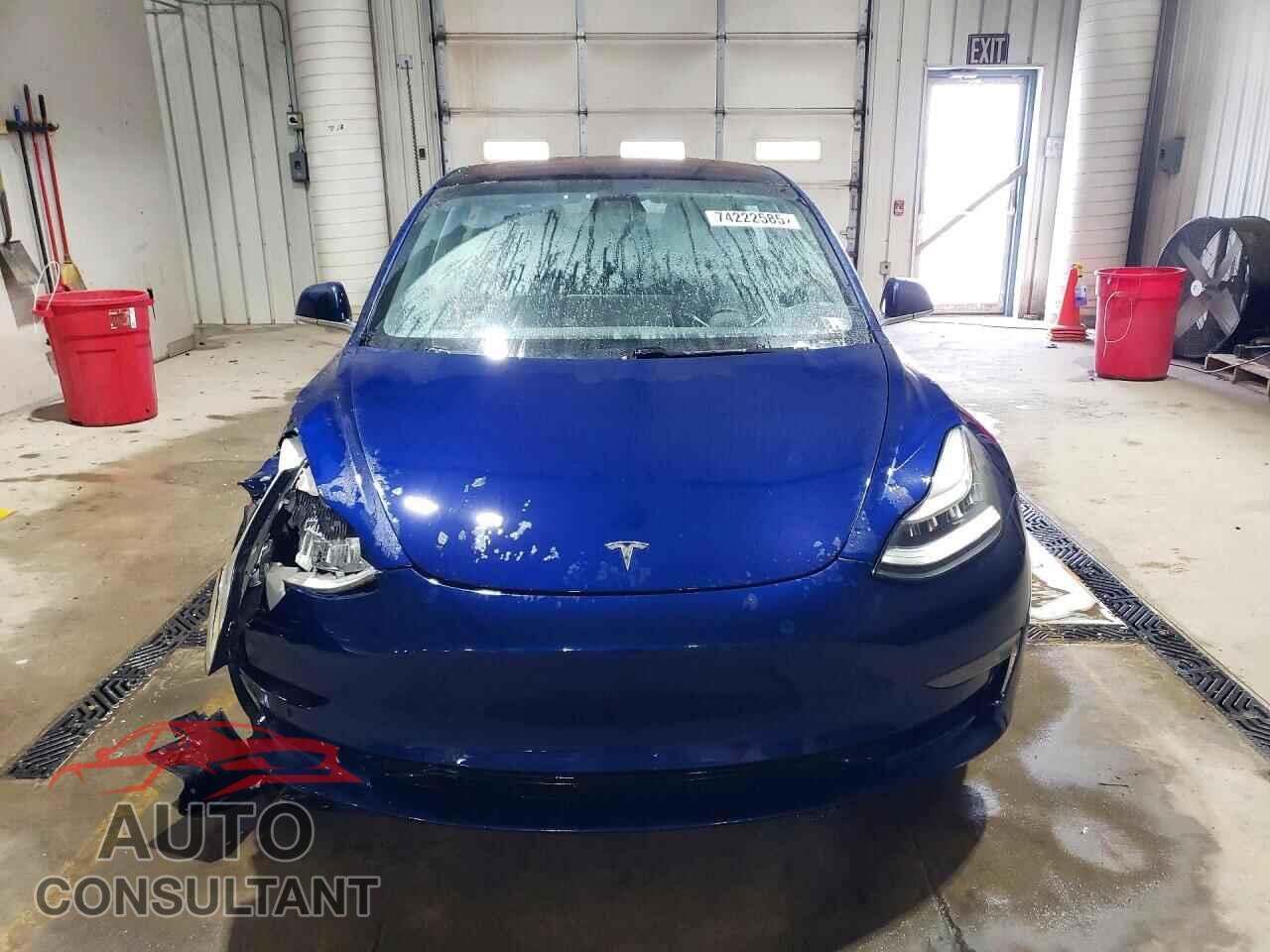 TESLA MODEL 3 2018 - 5YJ3E1EA2JF060029