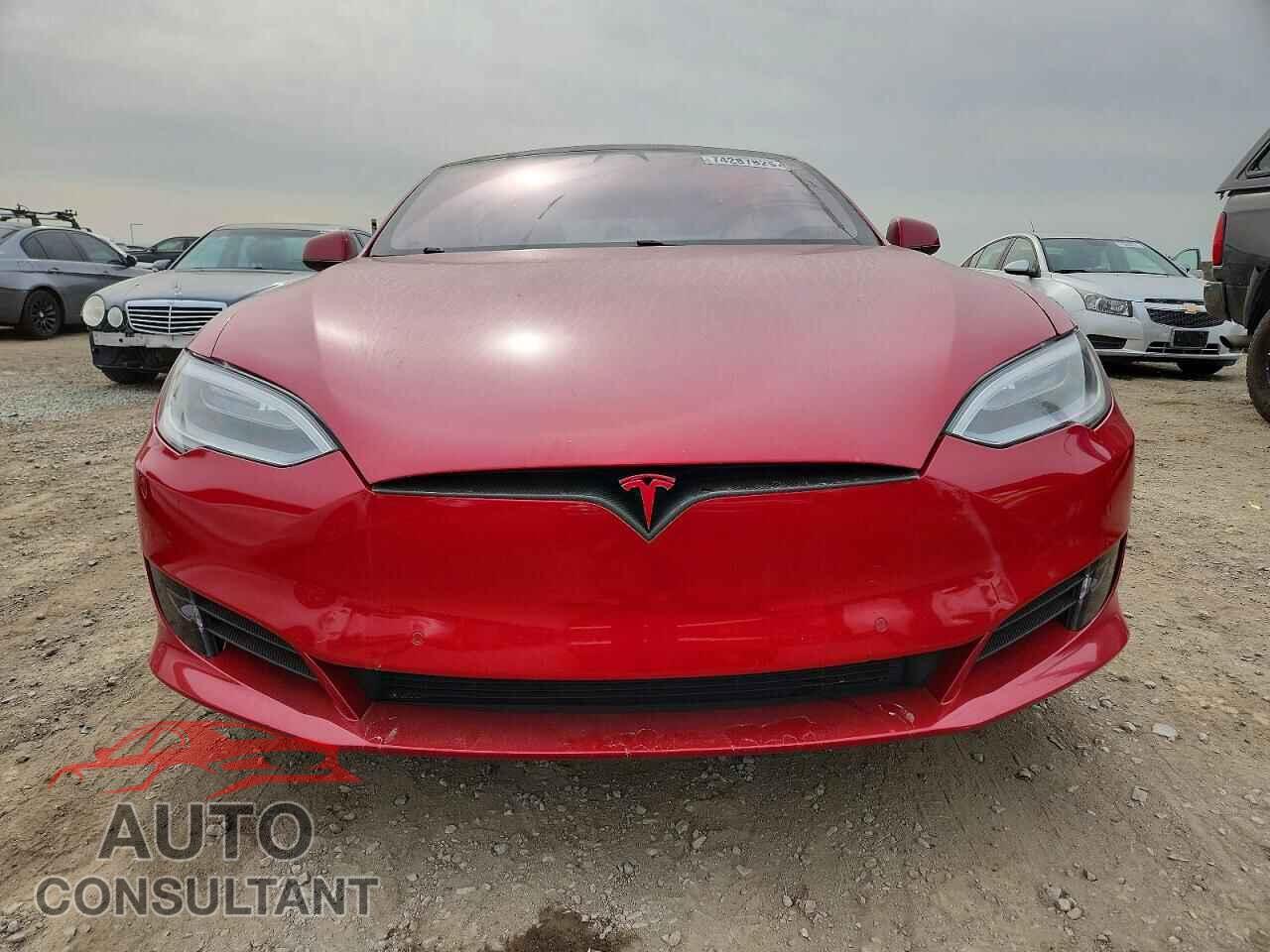 TESLA MODEL S 2018 - 5YJSA1E21JF295229