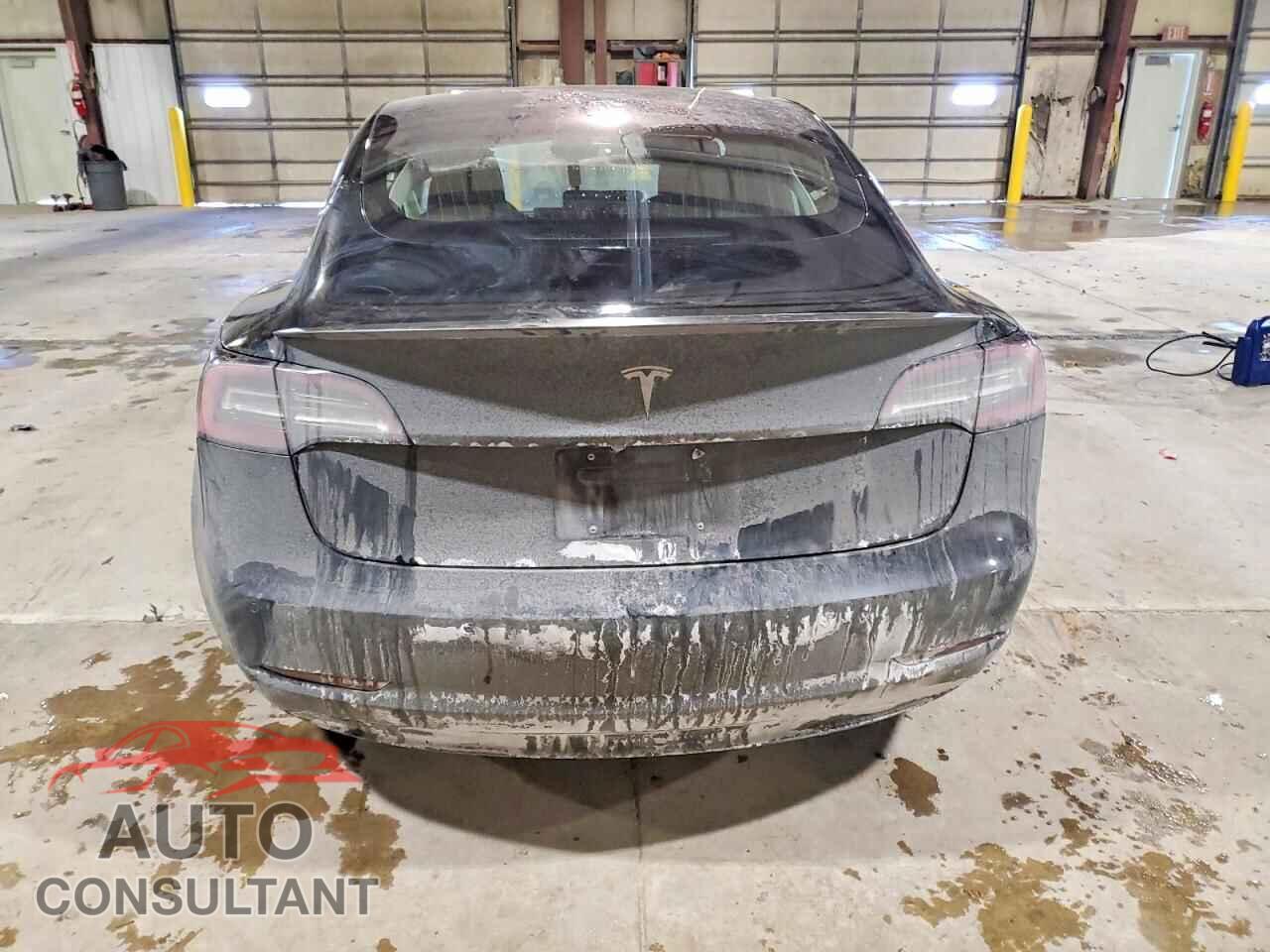 TESLA MODEL 3 2018 - 5YJ3E1EB7JF149264
