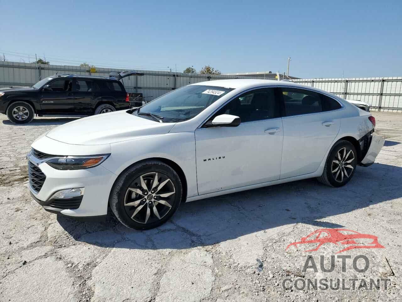 CHEVROLET MALIBU 2024 - 1G1ZG5ST2RF252620