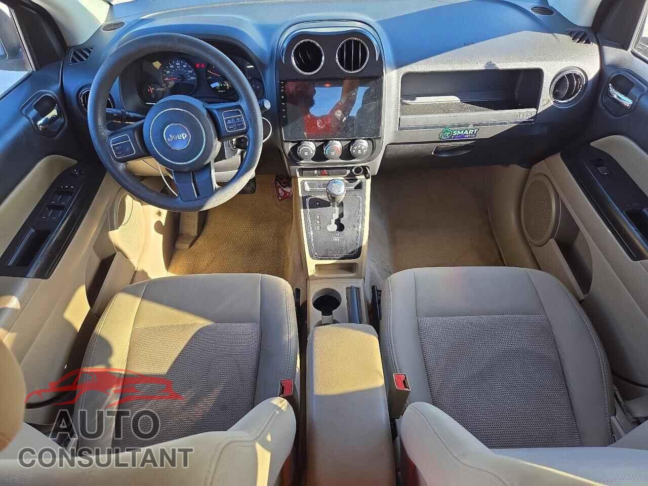 JEEP COMPASS 2012 - 1C4NJCBA8CD718659