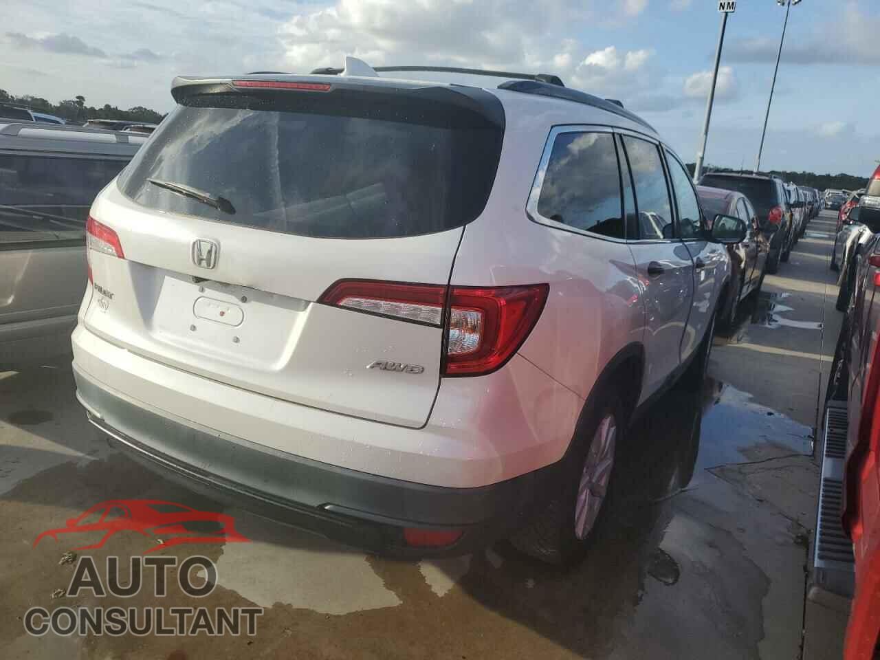 HONDA PILOT 2019 - 5FNYF6H13KB062787