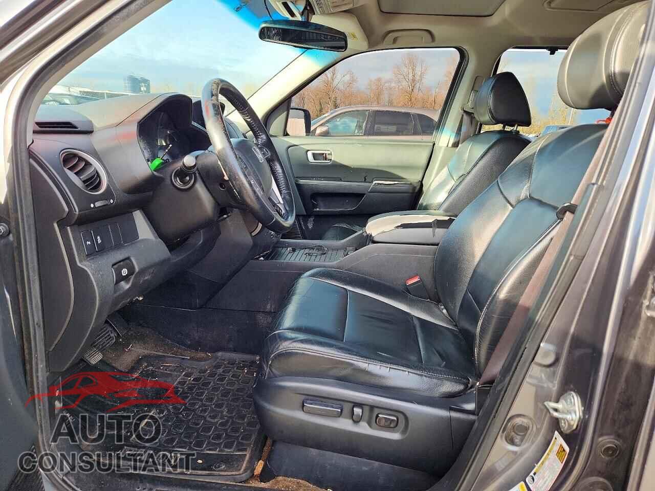 HONDA PILOT 2013 - 5FNYF4H97DB041261