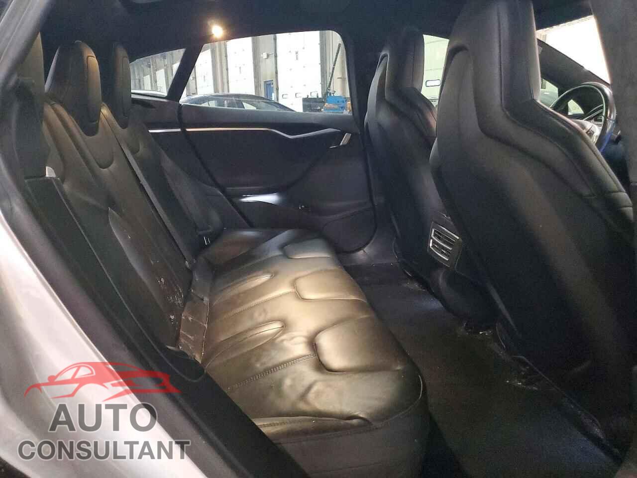 TESLA MODEL S 2015 - 5YJSA1E27FF115128