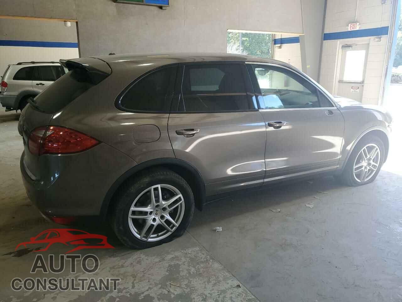 PORSCHE CAYENNE 2012 - WP1AA2A27CLA07994