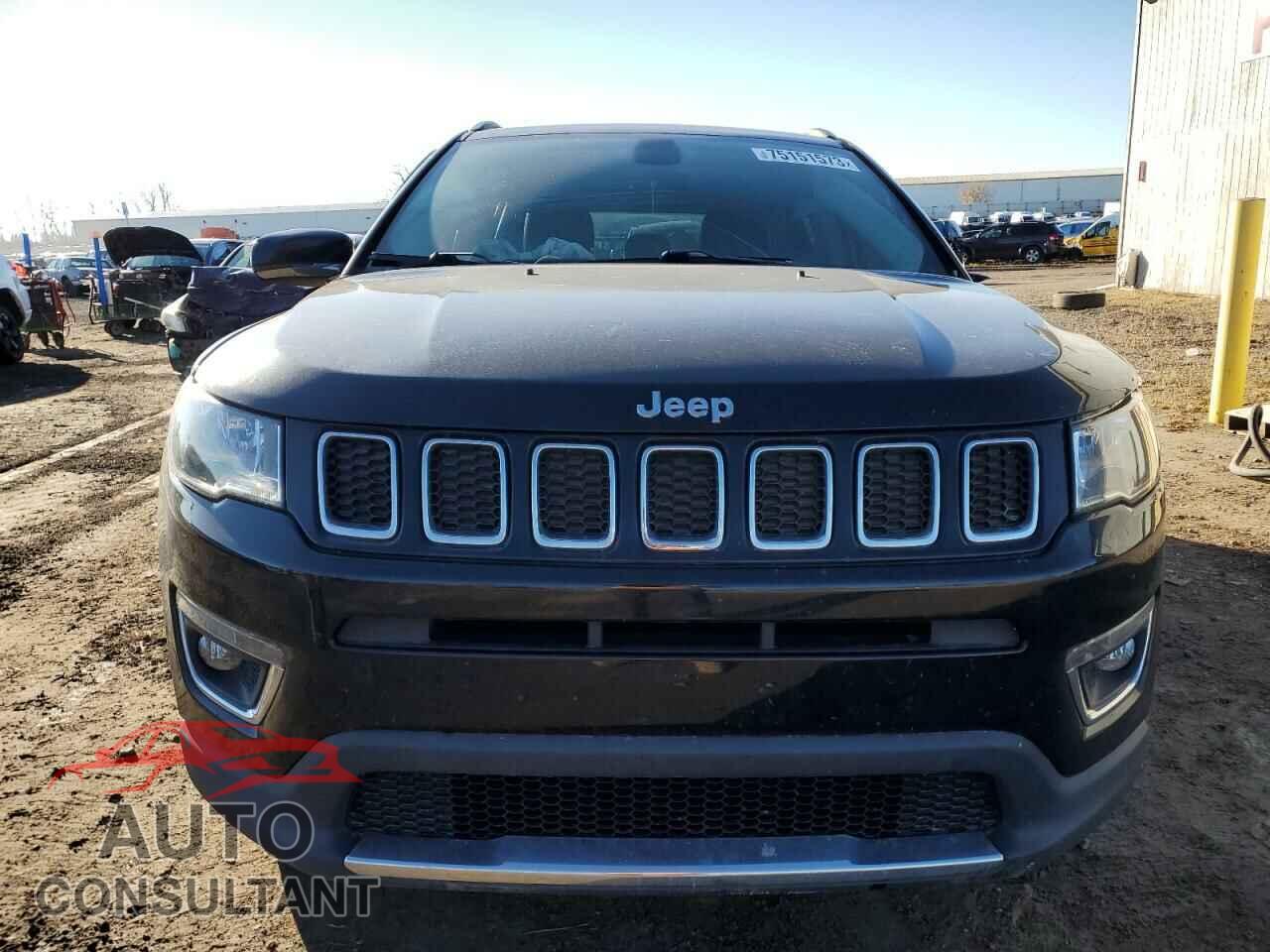 JEEP COMPASS 2018 - 3C4NJDCB1JT201952