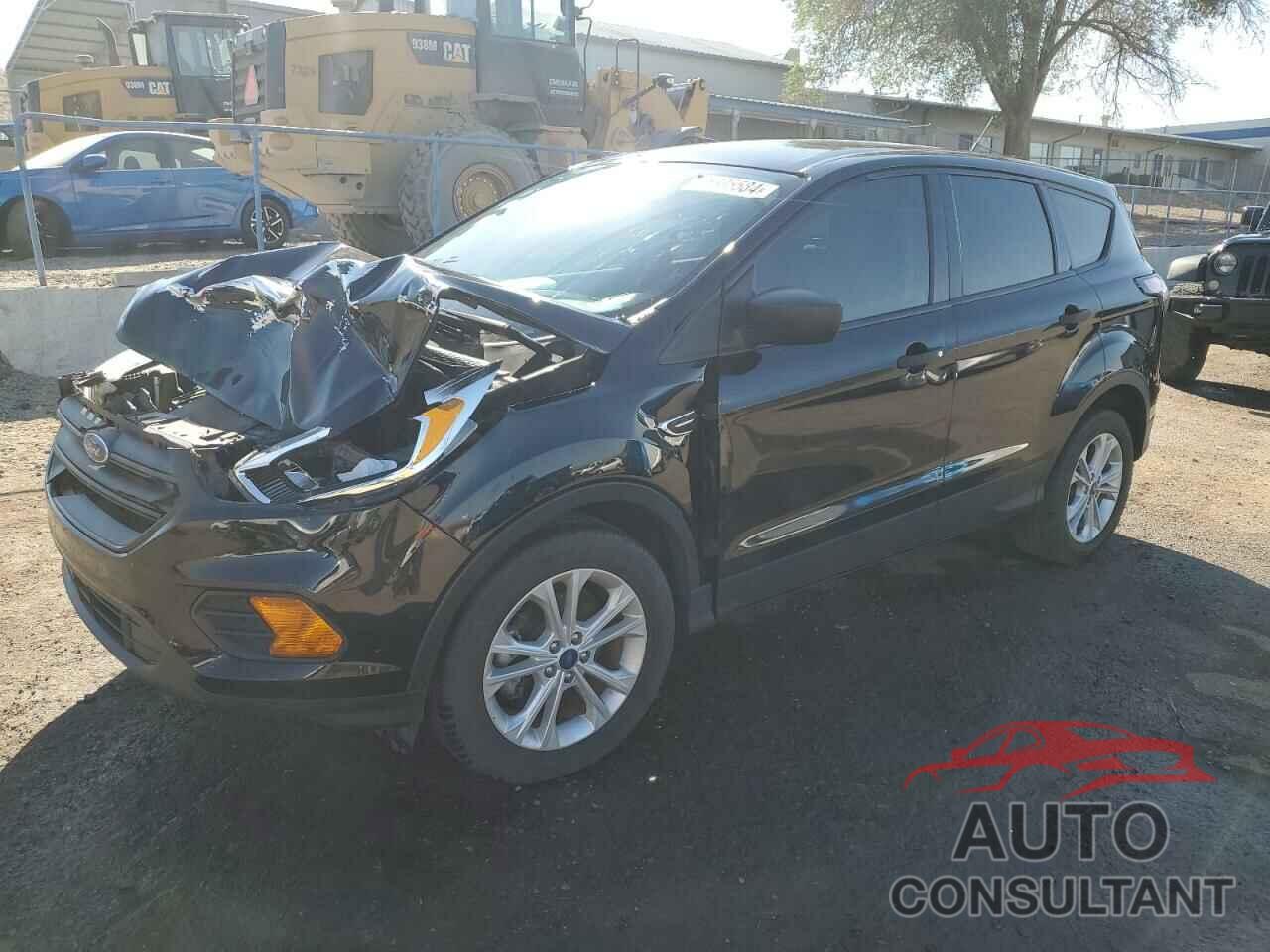 FORD ESCAPE 2017 - 1FMCU0F72HUD07952