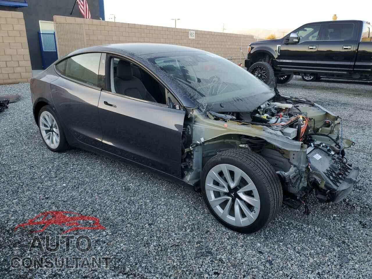 TESLA MODEL 3 2022 - 5YJ3E1EA5NF208972