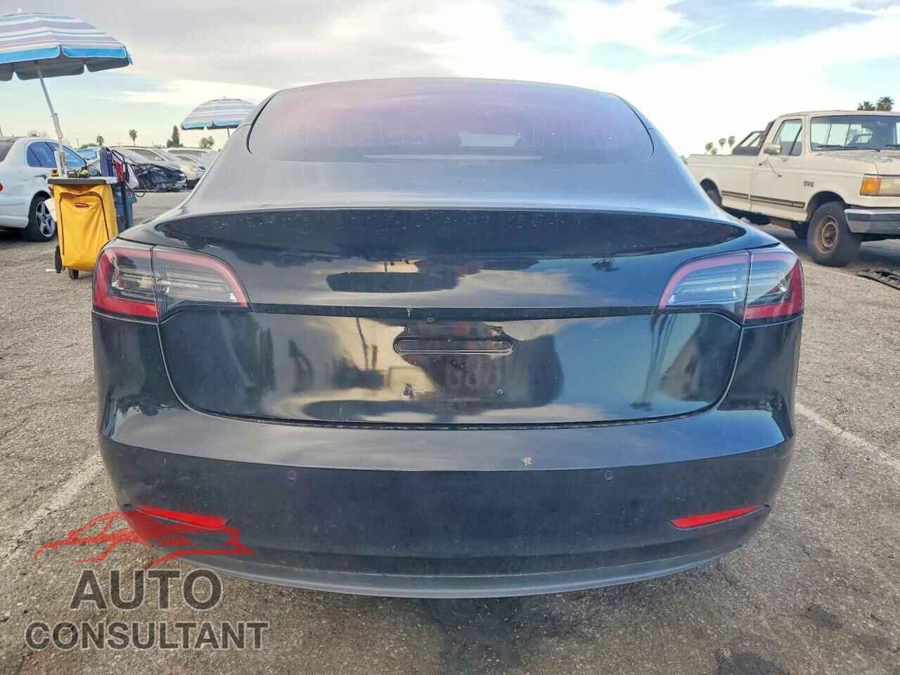 TESLA MODEL 3 2017 - 5YJ3E1EA1HF002391