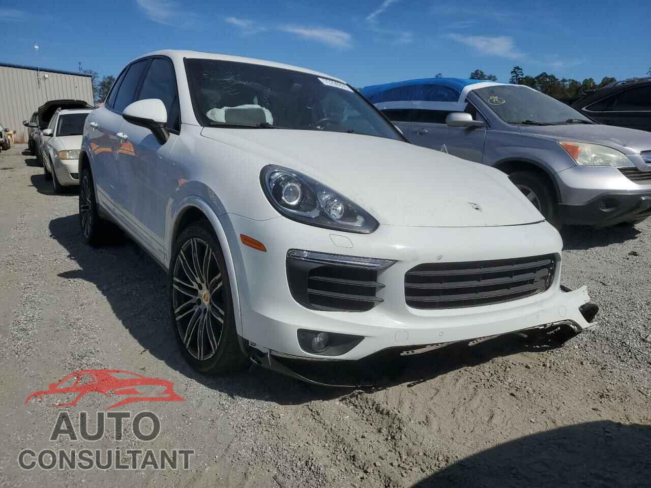 PORSCHE CAYENNE 2017 - WP1AA2A23HKA86903