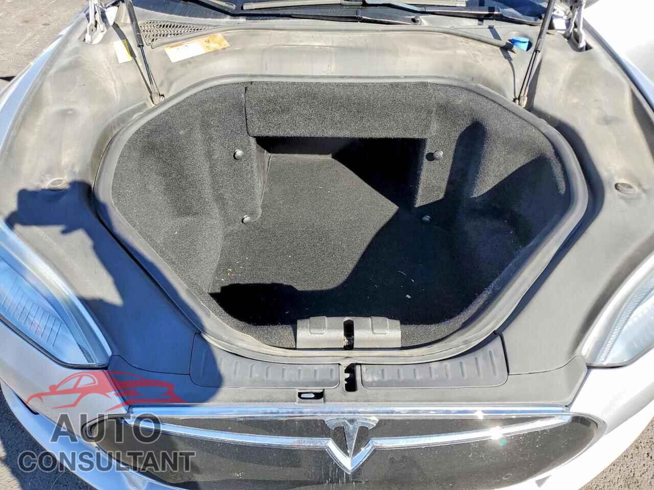 TESLA MODEL S 2014 - 5YJSA1H11EFP56700