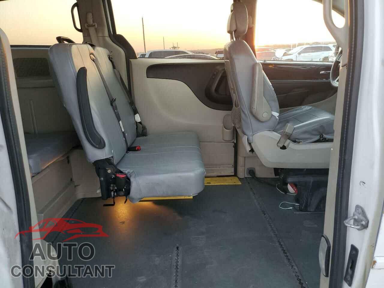 DODGE CARAVAN 2017 - 2C4RDGBGXHR767807