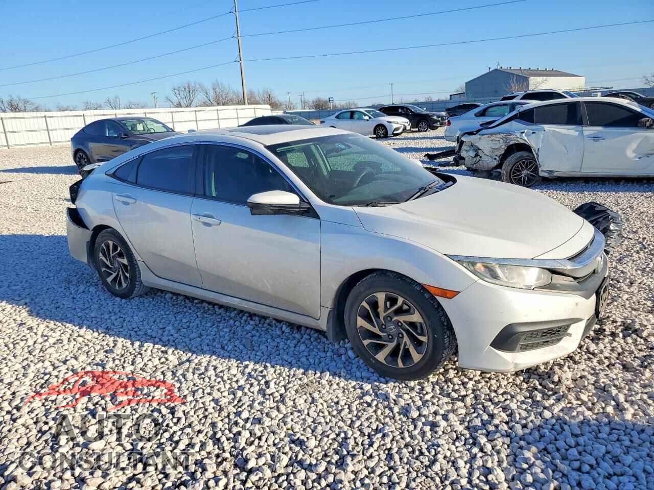 HONDA CIVIC 2017 - 19XFC2F71HE017331