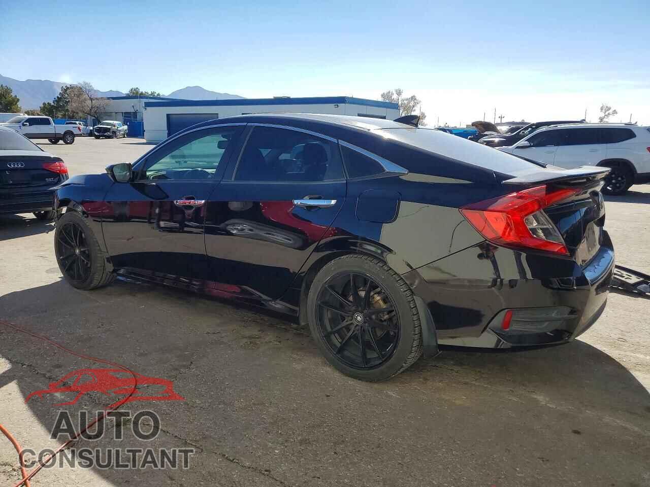 HONDA CIVIC 2018 - JHMFC1F93JX034583