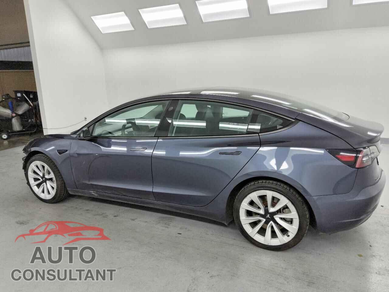 TESLA MODEL 3 2022 - 5YJ3E1EA2NF369361