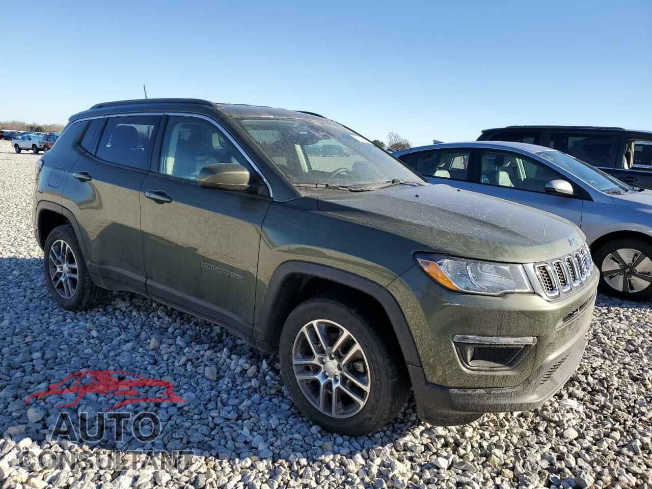 JEEP COMPASS 2018 - 3C4NJDBB8JT252558