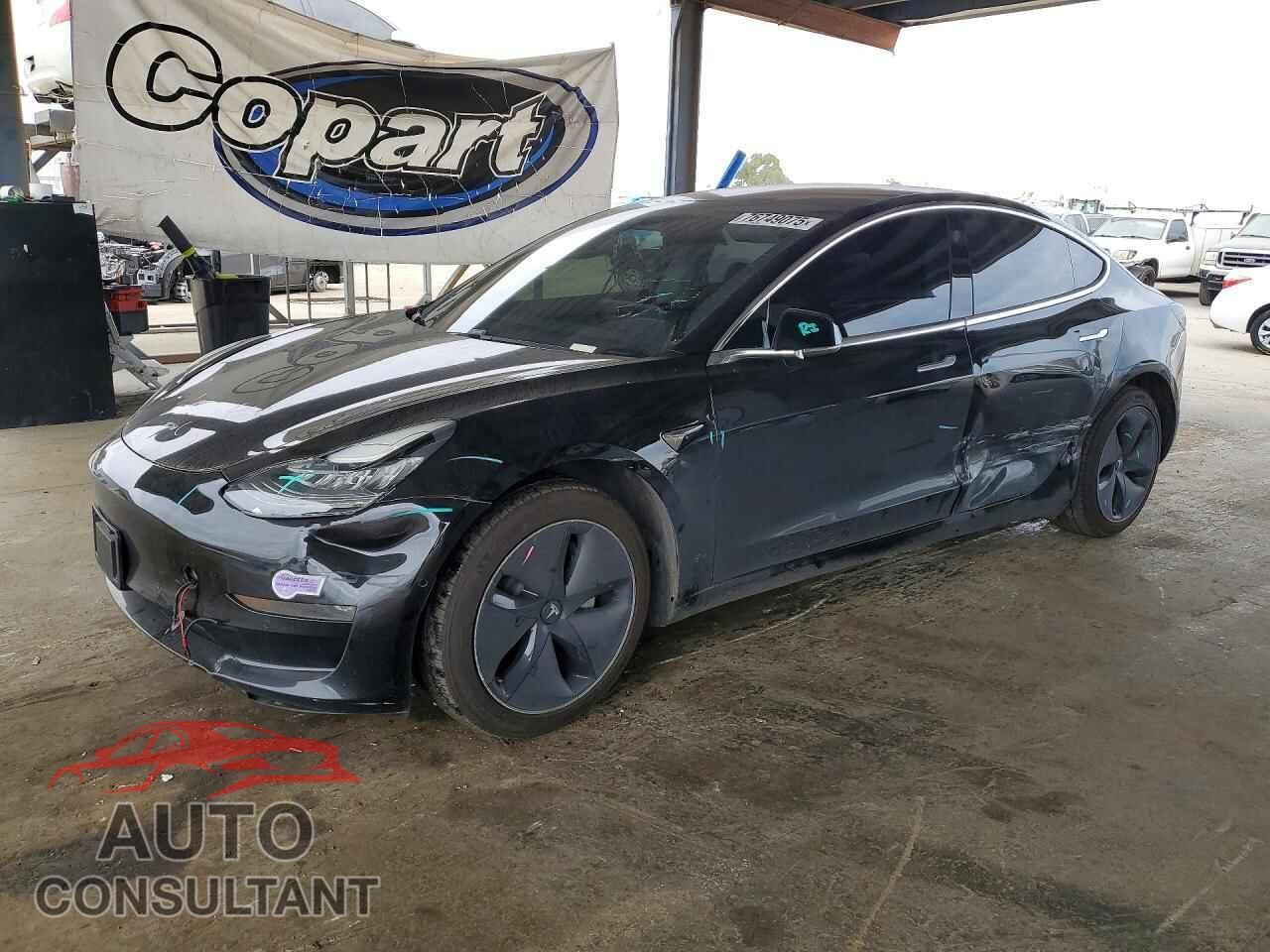 TESLA MODEL 3 2018 - 5YJ3E1EB7JF144355