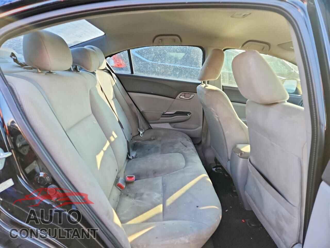 HONDA CIVIC 2012 - 2HGFB2F57CH569657