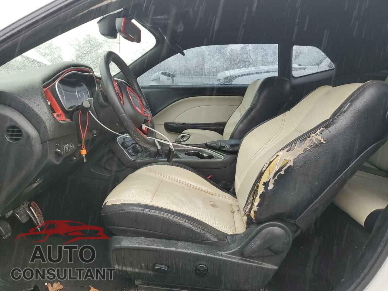DODGE CHALLENGER 2015 - 2C3CDZBT6FH894916