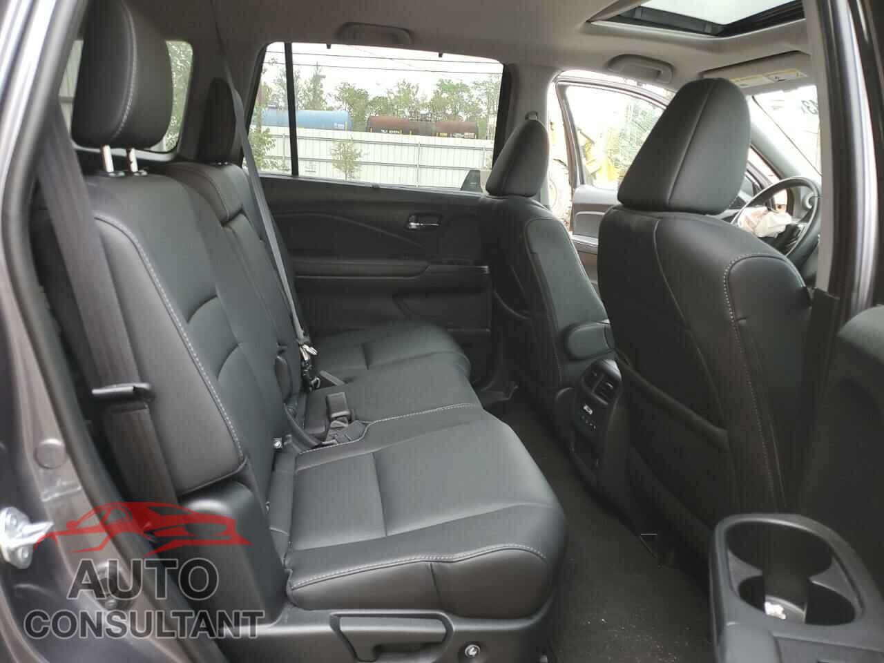 HONDA PILOT 2021 - 5FNYF6H22MB080564