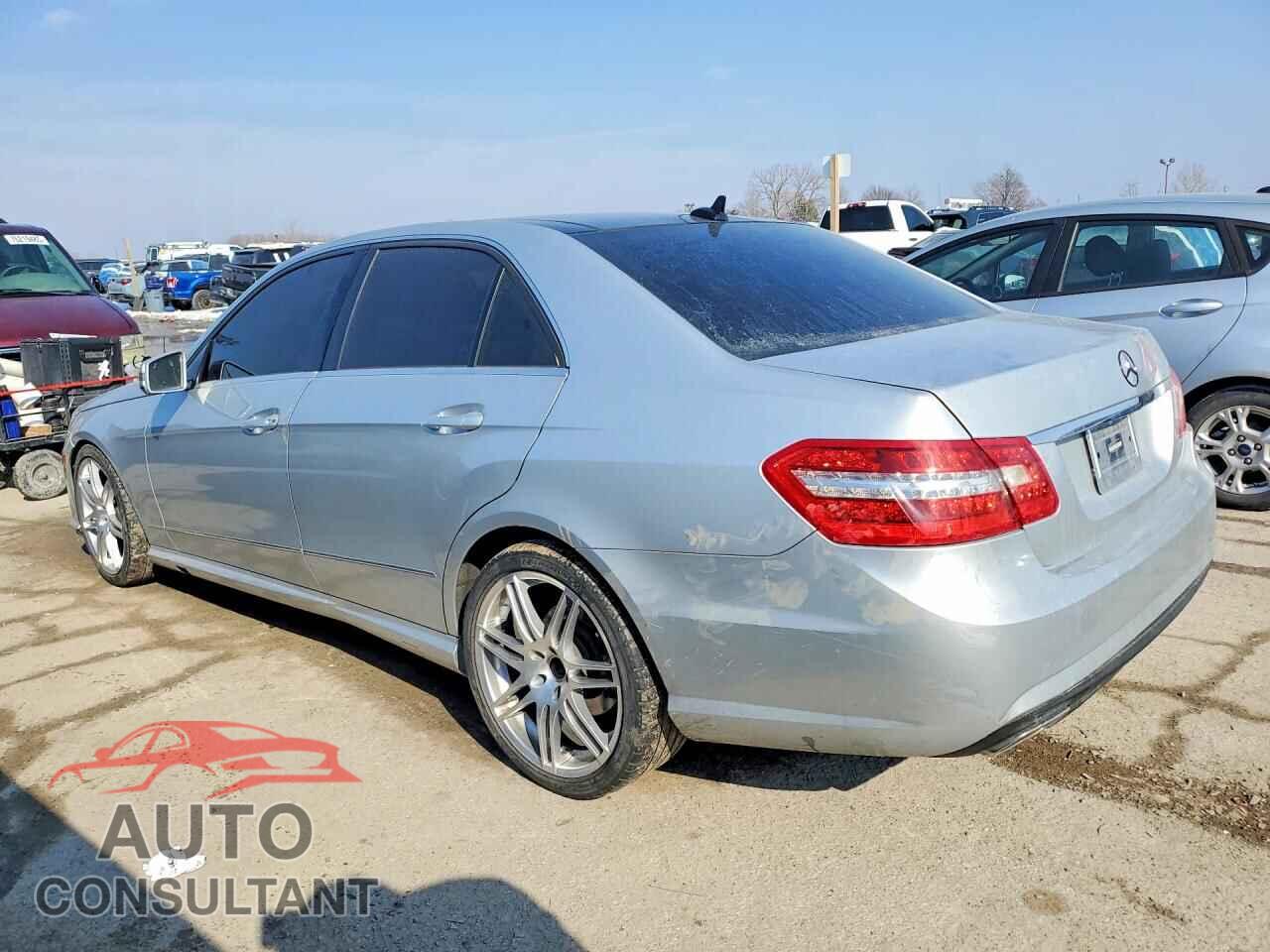 MERCEDES-BENZ E-CLASS 2011 - WDDHF2EB3BA288929