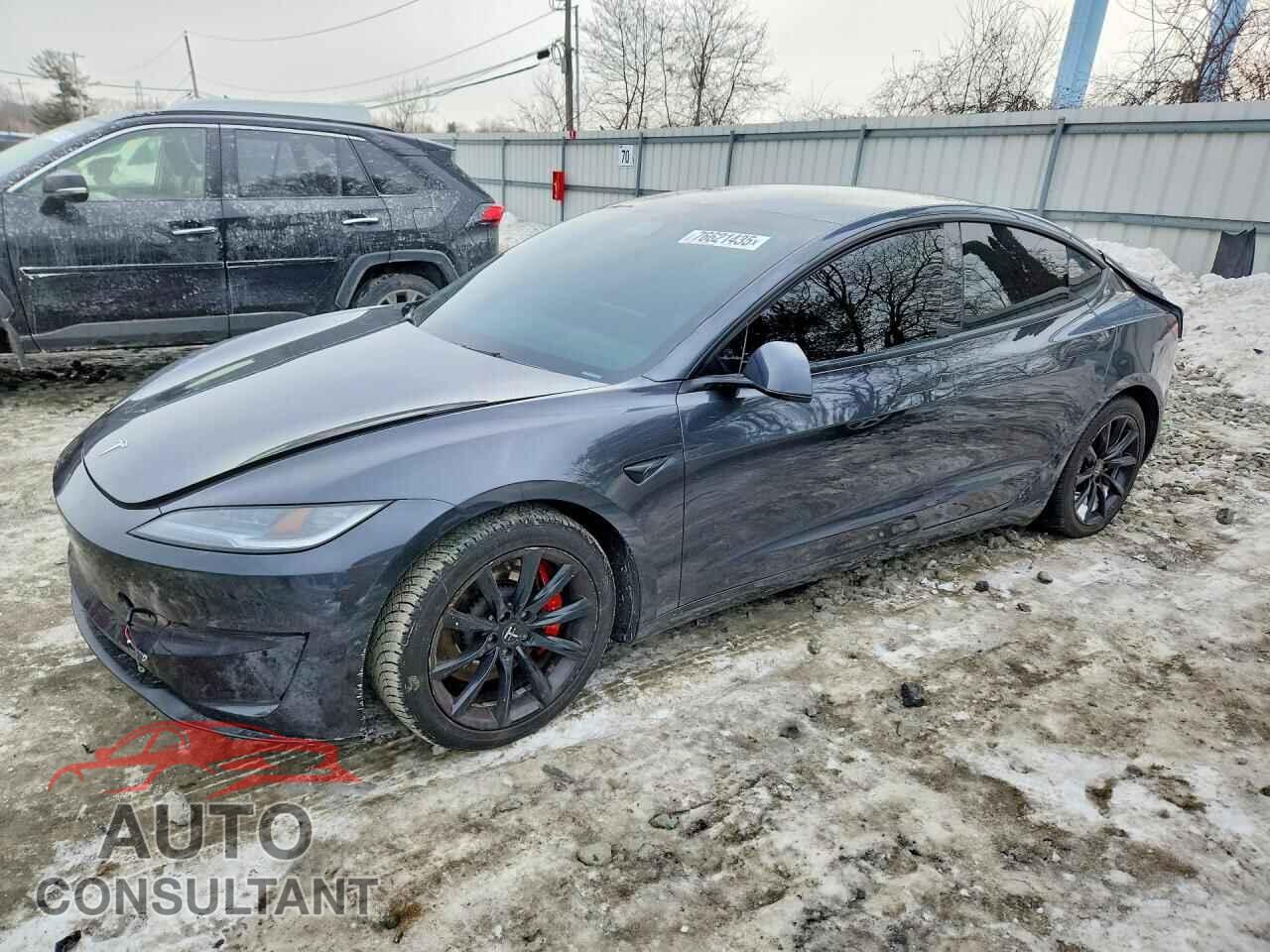 TESLA MODEL 3 2024 - 5YJ3E1ET0RF847767