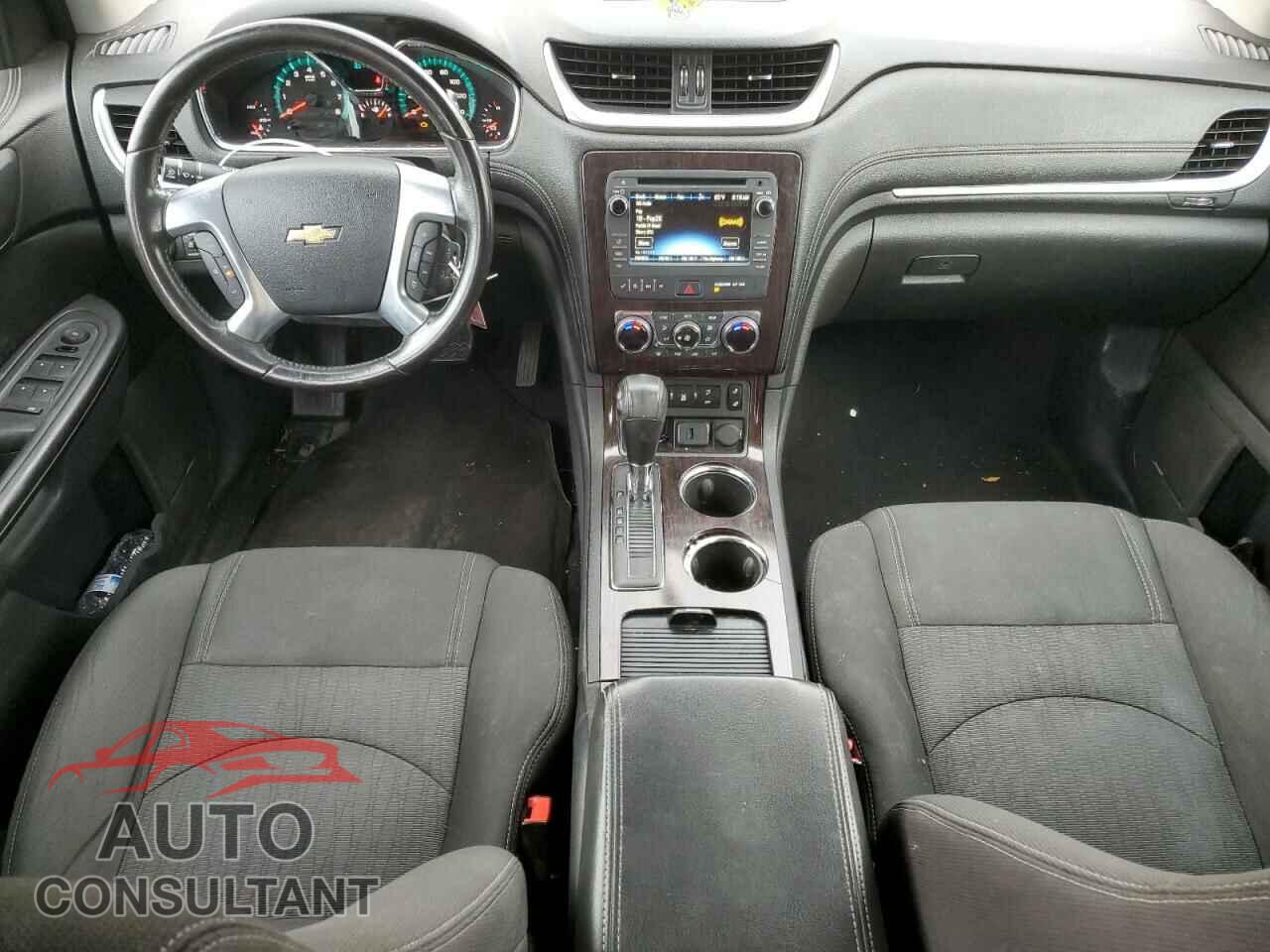 CHEVROLET TRAVERSE 2016 - 1GNKRHKD6GJ204357