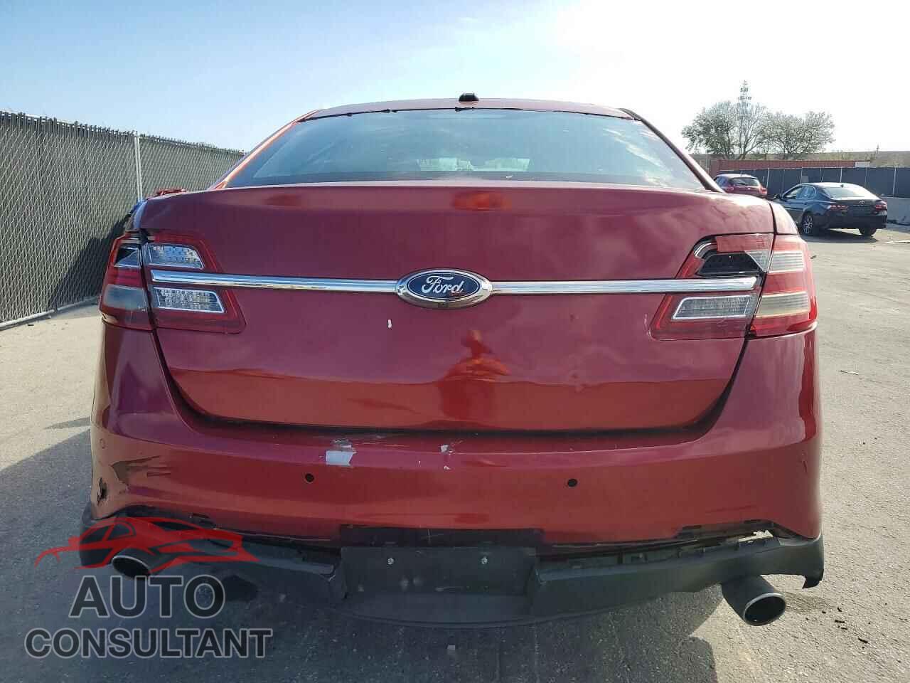 FORD TAURUS 2013 - 1FAHP2F82DG124037