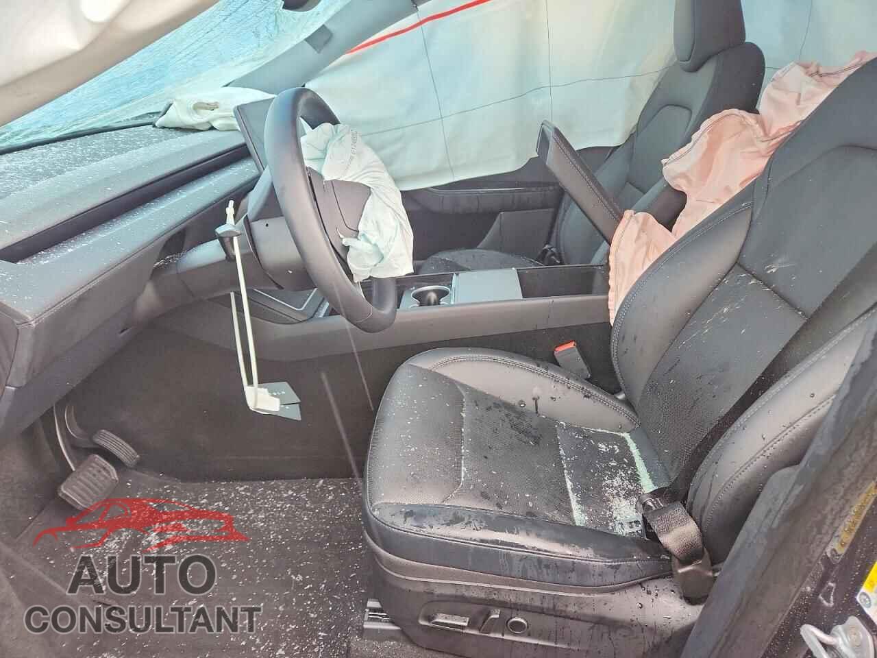 TESLA MODEL Y 2026 - 7SAYGDEEXTA593351