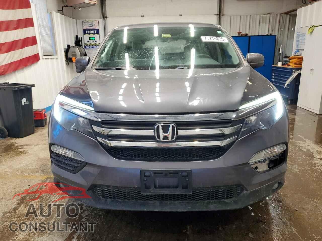 HONDA PILOT 2017 - 5FNYF6H32HB036174