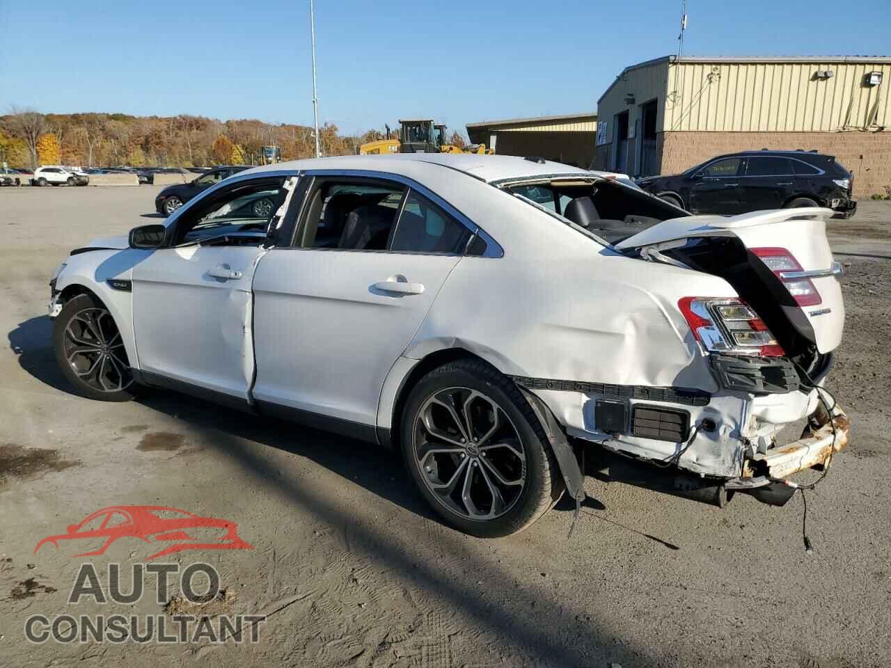 FORD TAURUS 2013 - 1FAHP2KT3DG101036
