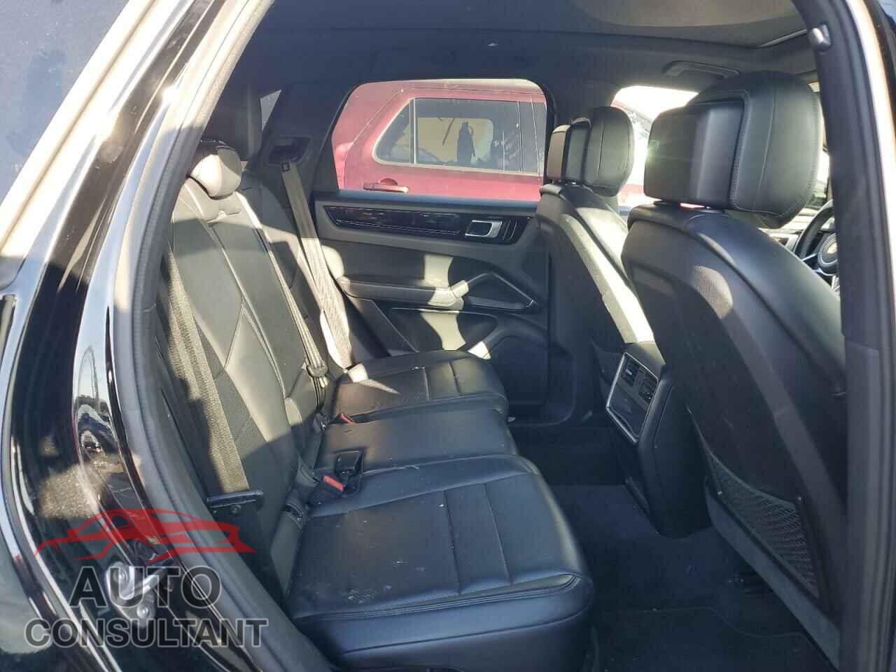 PORSCHE CAYENNE 2019 - WP1AA2AY1KDA05588