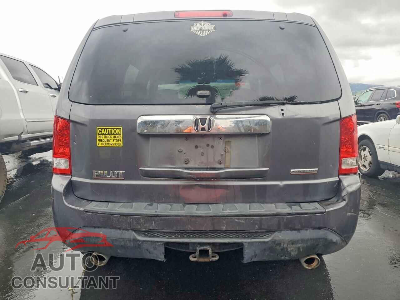 HONDA PILOT 2015 - 5FNYF3H37FB009676