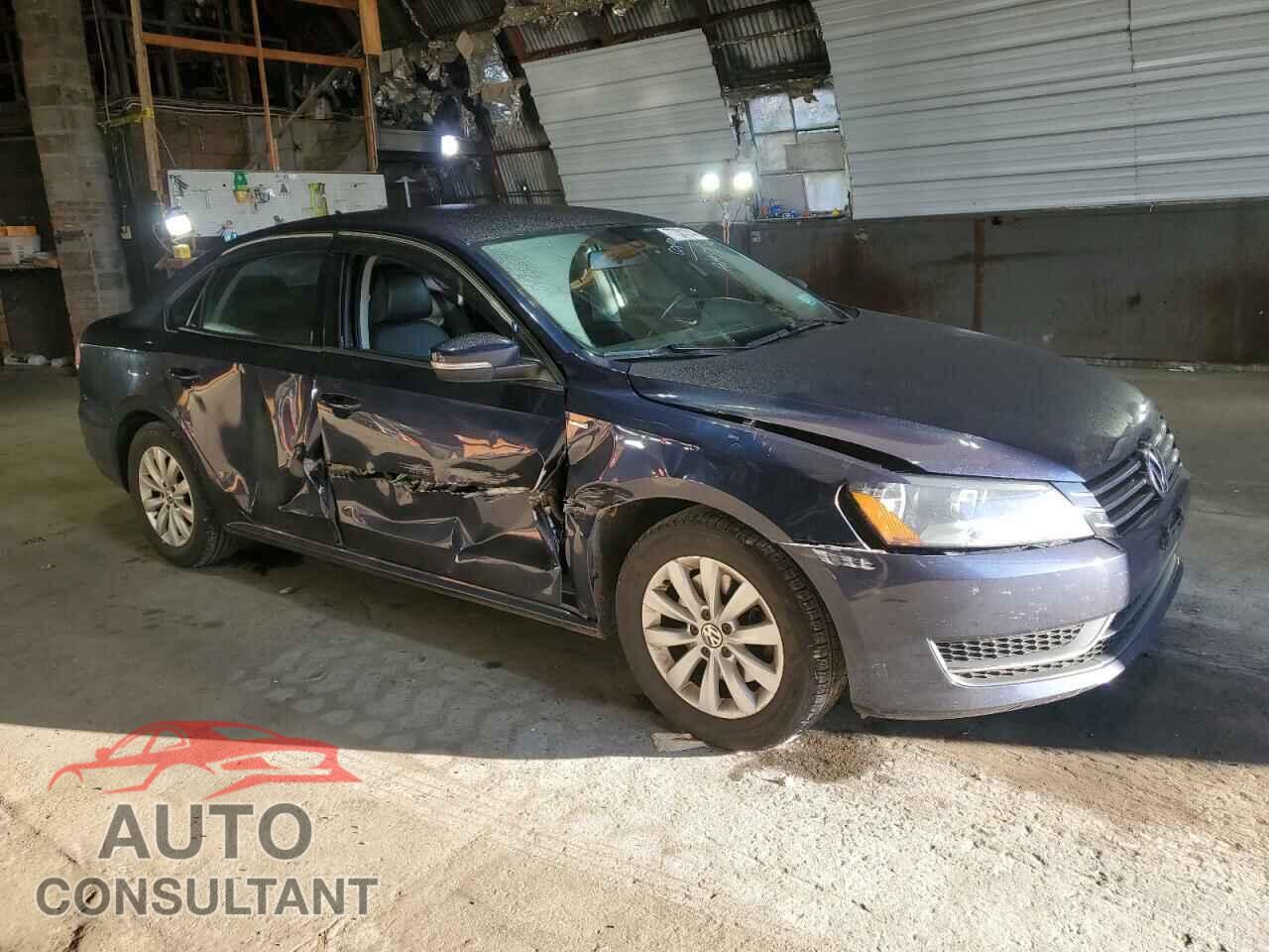 VOLKSWAGEN PASSAT 2015 - 1VWAT7A31FC044672