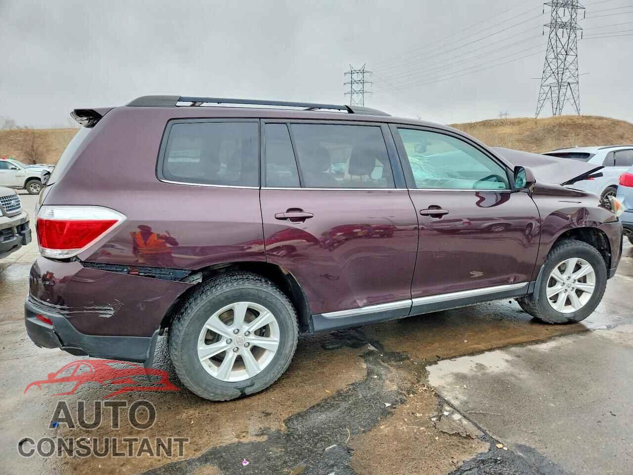 TOYOTA HIGHLANDER 2013 - 5TDBK3EH2DS181074