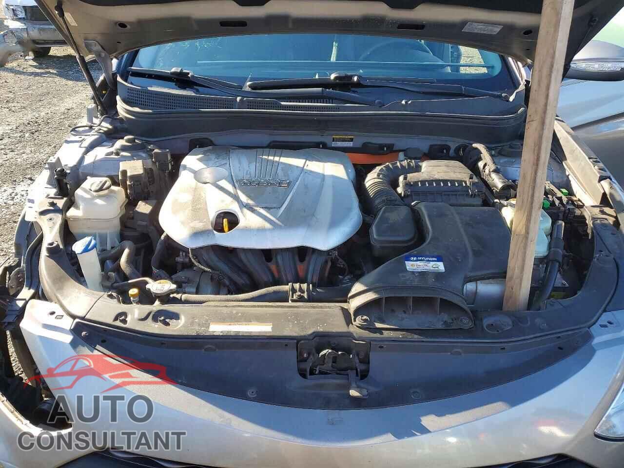 HYUNDAI SONATA 2012 - KMHEC4A44CA023099