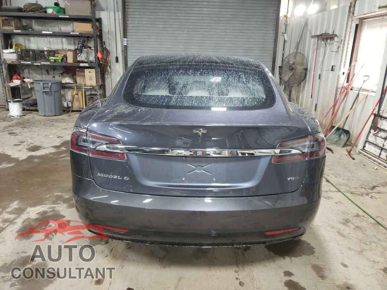TESLA MODEL S 2018 - 5YJSA1E22JF241602