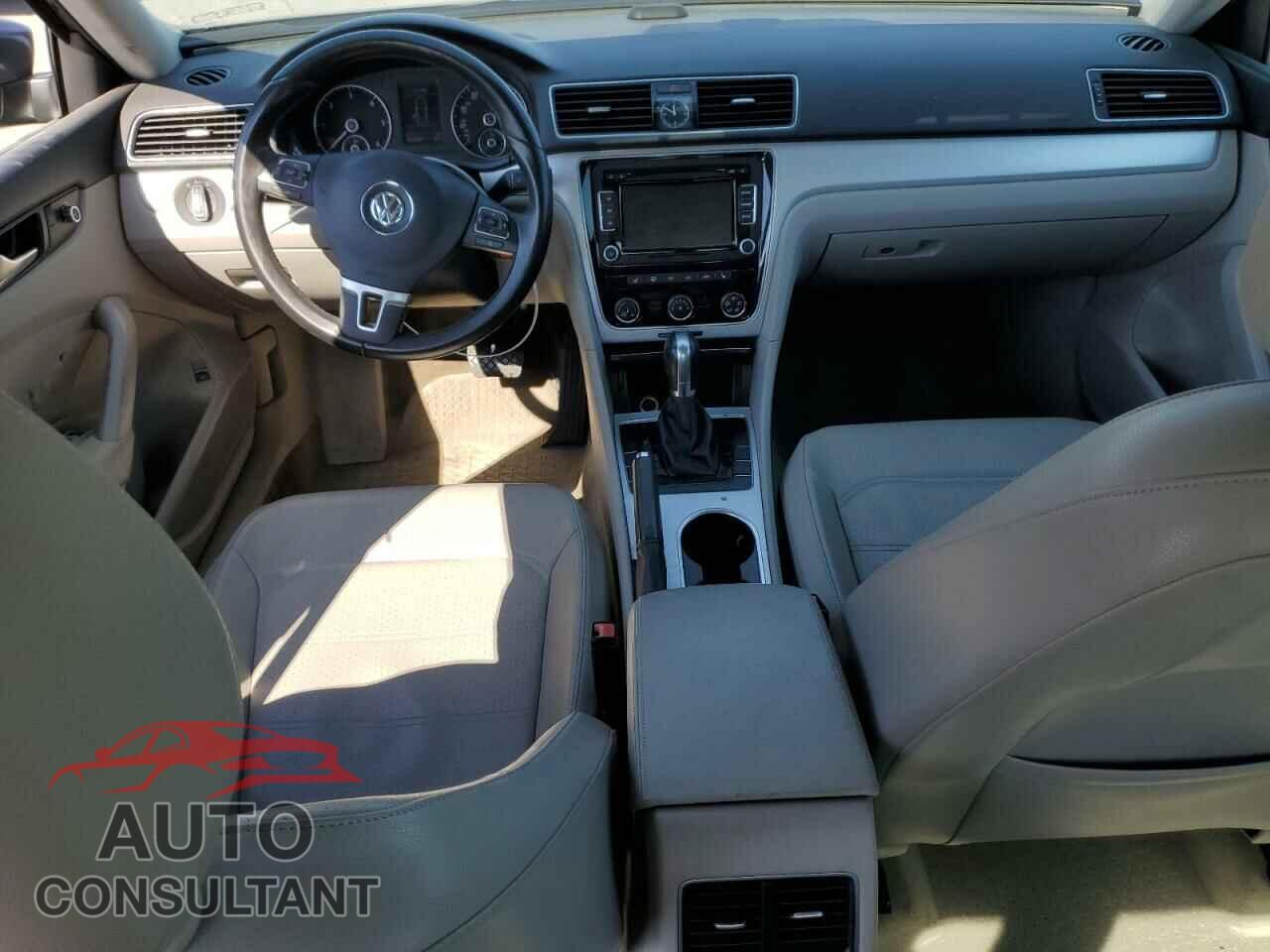 VOLKSWAGEN PASSAT 2013 - 1VWBN7A39DC069119