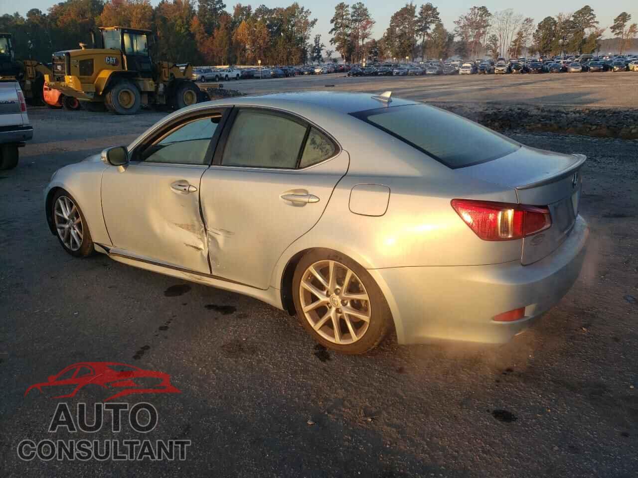 LEXUS IS 2012 - JTHCF5C21C5054273