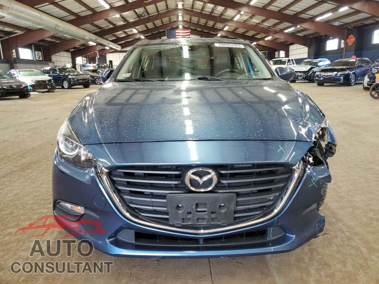 MAZDA 3 2018 - 3MZBN1L39JM251276