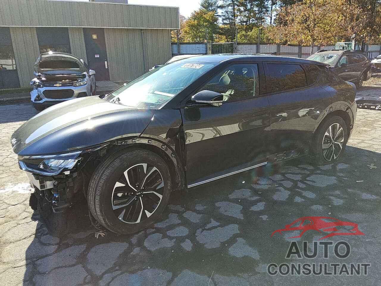 KIA EV6 LIGHT 2023 - KNDC34LA8P5156915